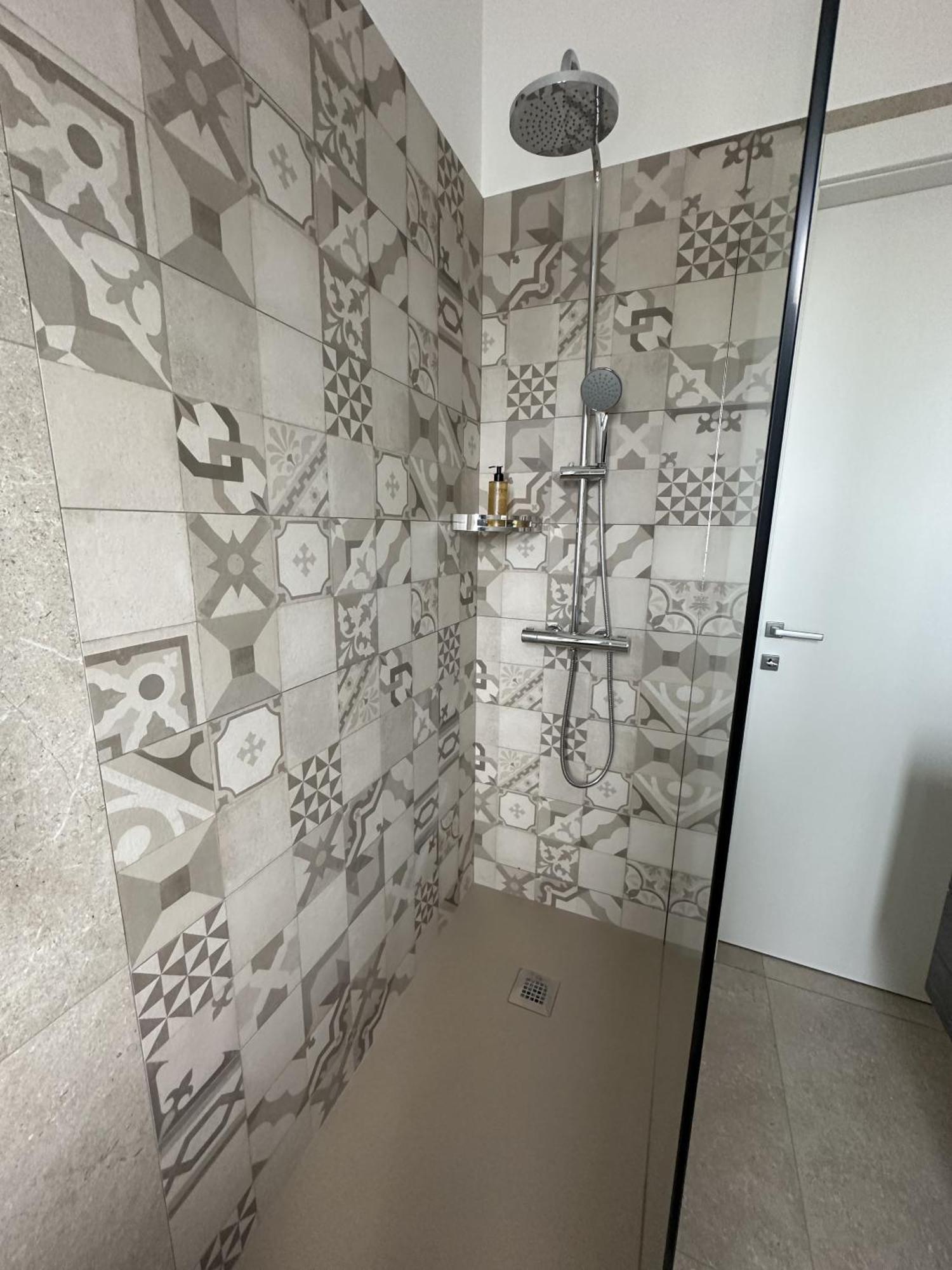Appartamento Deluxe Fronte Ospedale 레그나고 외부 사진