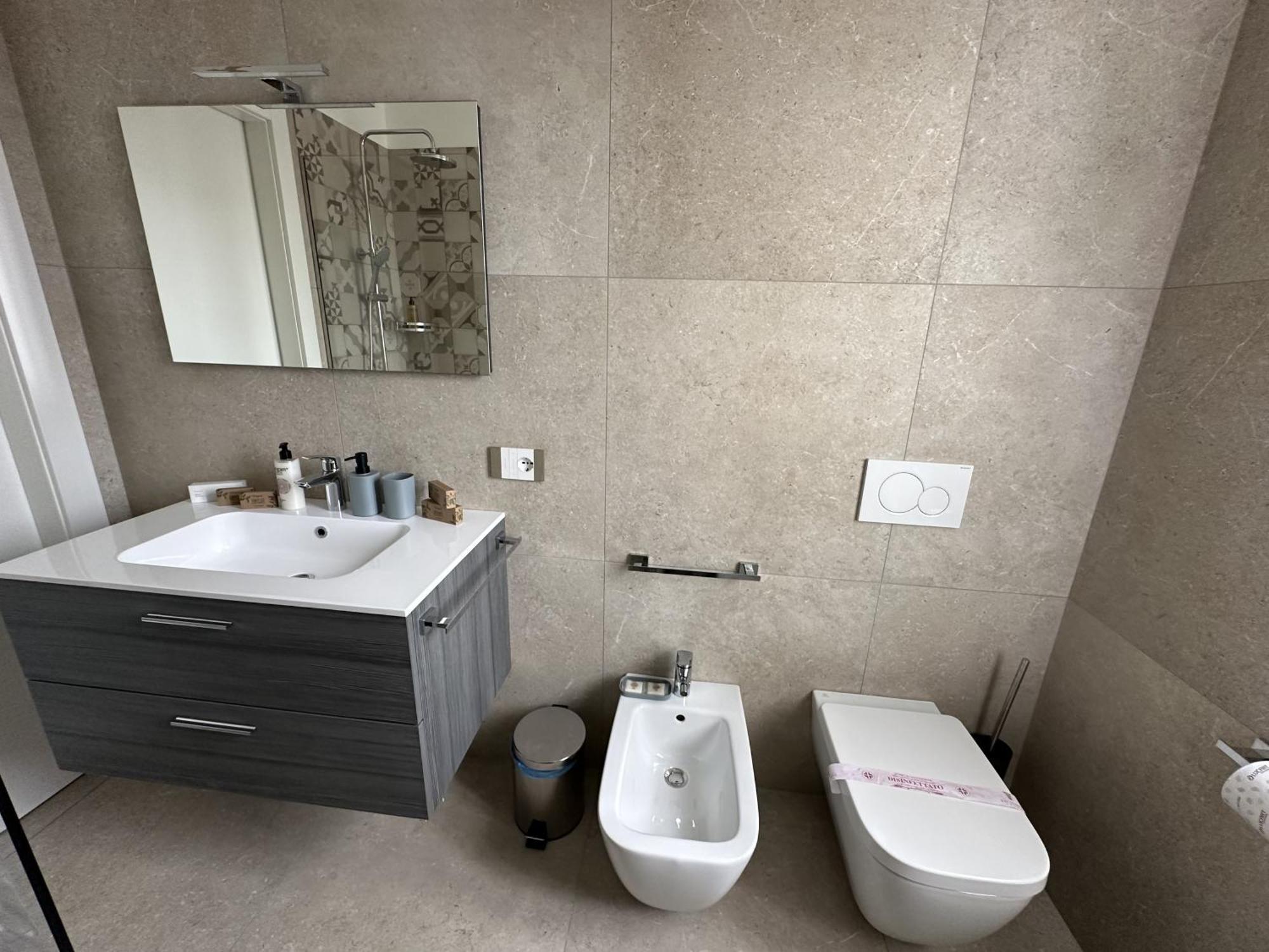 Appartamento Deluxe Fronte Ospedale 레그나고 외부 사진